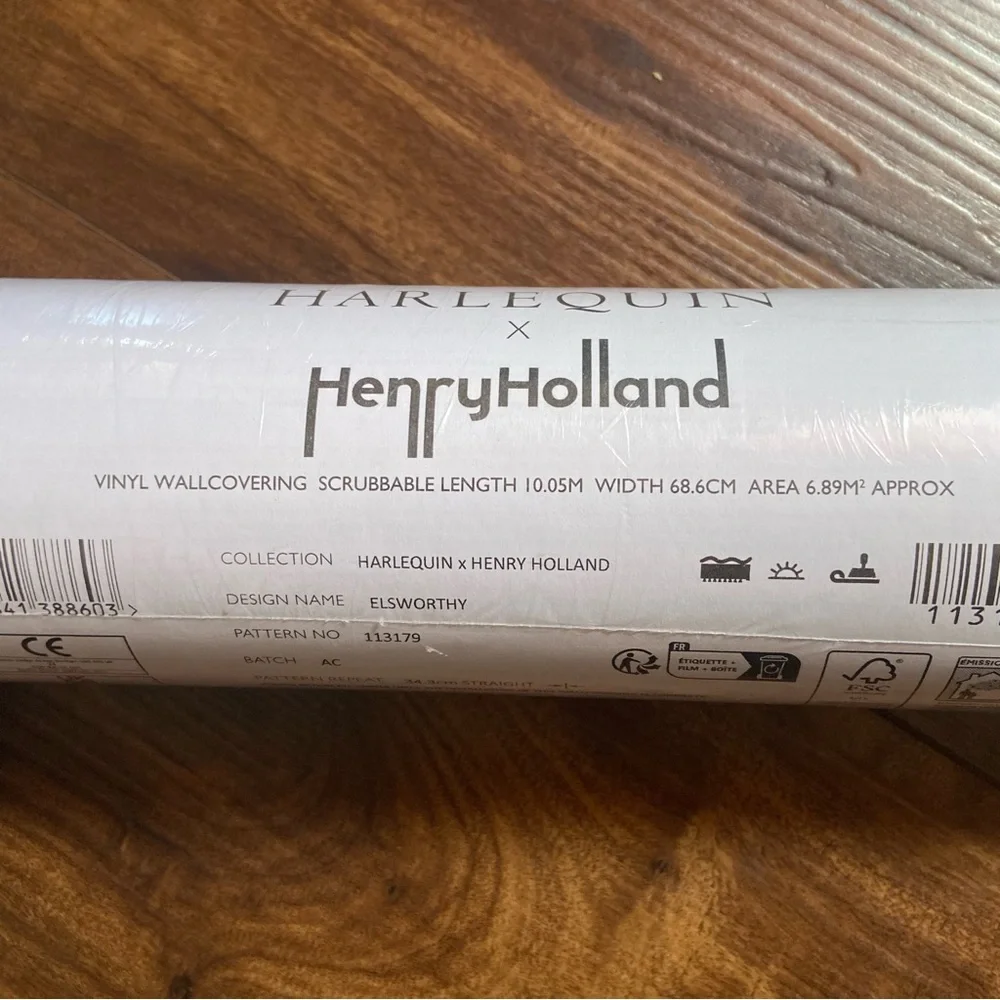 NEW (with tiny flaw) Harlequin x Henry Holland Elsworthy Wallpaper (1 roll)
